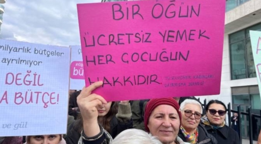 CHP'den, okullarda ücretsiz yemek verilmesine ilişkin kanun teklifi