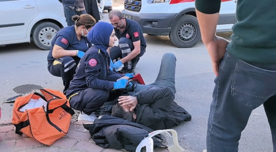 Bursa'da otomobil ile motosiklet çarpıştı, sürücü yaralandı