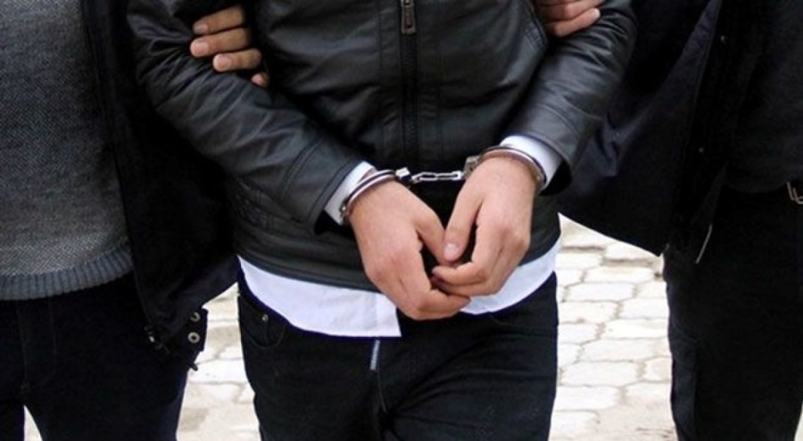 Bir iş yeri sahibinden haraç istedikleri öne sürülen 2 zanlı tutuklandı
