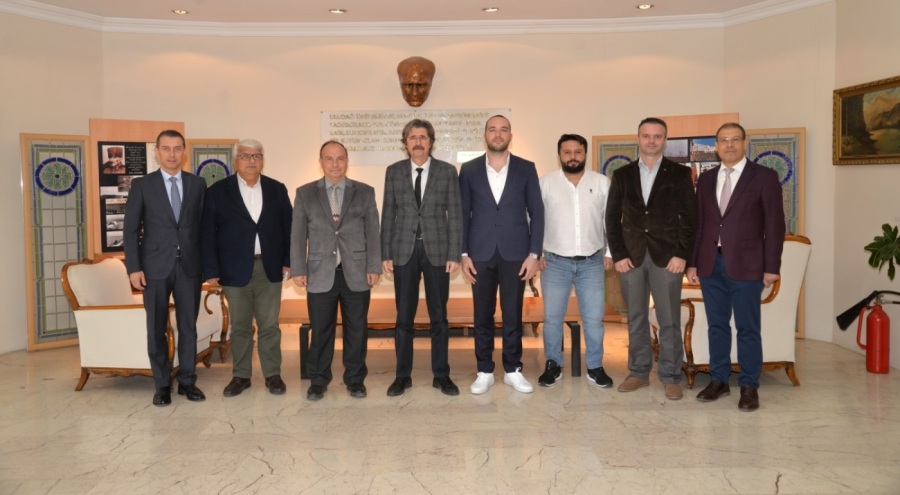 Araştırmacı gençlere iş dünyasından destek