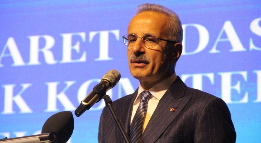 Bakan Uraloğlu: Deniz ticaret hacminden daha fazla pay almayı amaçlıyoruz