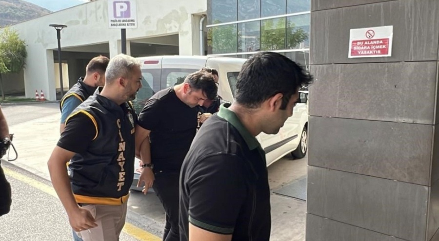 Eşini boğarak öldüren zanlının korkunç ifadeleri ortaya çıktı!