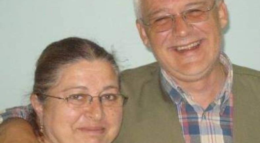 Durakta dolmuş beklerken TIR'ın altında kalan emekli öğretmen hayatını kaybetti