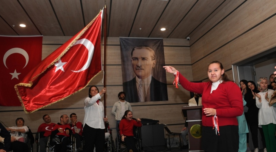Osmangazi'de engelli bireyler Atatürk'ü saygı ve özlemle andı
