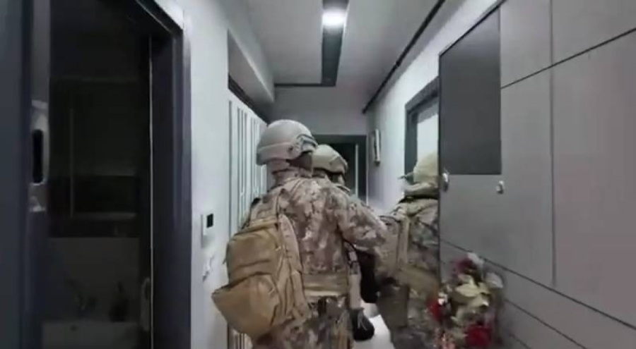 Lideri kırmızı bültenle aranan suç örgütüne darbe! 270 gözaltı