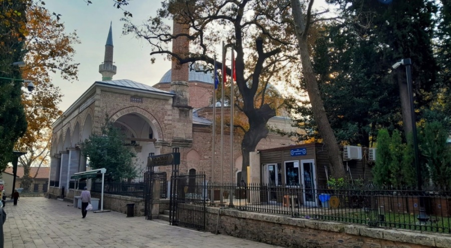 Bursa'da tarihi cami ve türbelerde güvenlik görevlisi yıl sonu itibariyle kalkacak