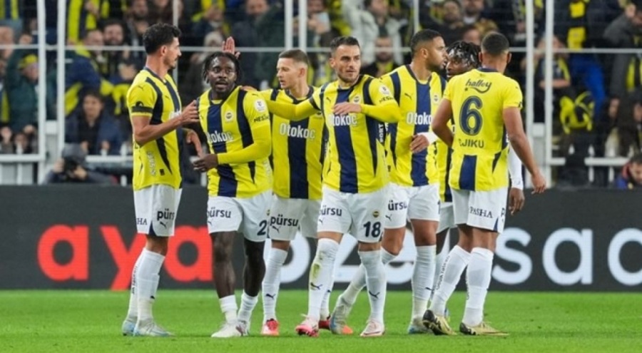 Fenerbahçe, ligde kazandığı 8 maçın 7'sinde kalesinde gol görmedi