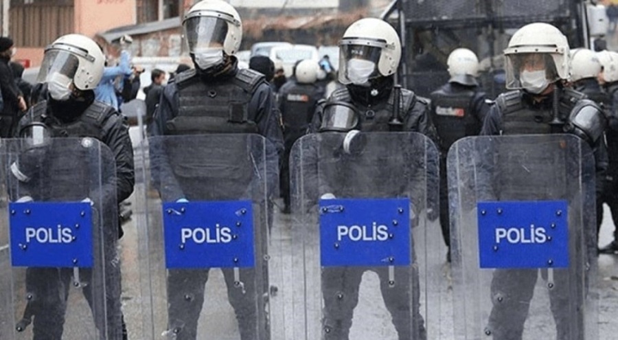 Diyarbakır'da bazı bölgeler "Geçici Özel Güvenlik Bölgesi" ilan edildi.