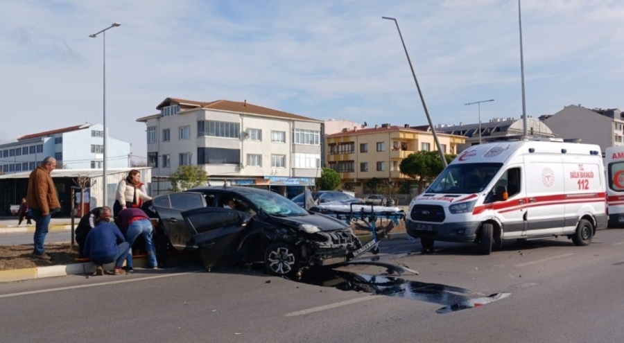 Trafik kazası: 3 yaralı