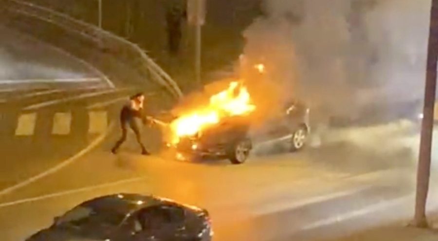 Seyir halindeki cip alev alev yandı!