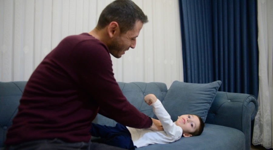 Bursa'da küçük Emin'in hastanede verilen mama nedeniyle engelli kaldığı iddia edildi
