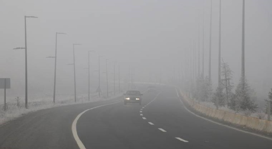 Kars'ta uçak seferleri ertelendi!