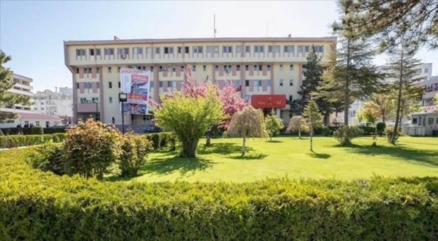 Van'da gösteri yürüyüşlerine 10 gün yasak getirildi