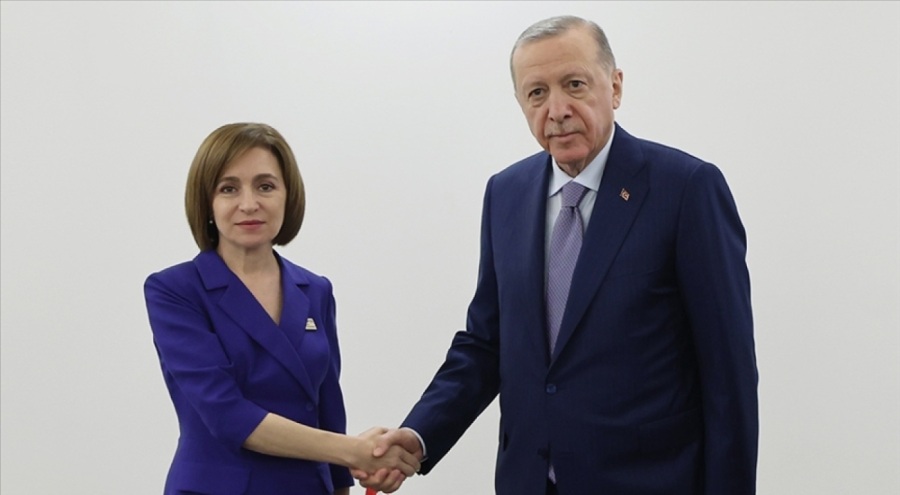 Cumhurbaşkanı Erdoğan ve Moldova Cumhurbaşkanı Sandu bir araya geldi