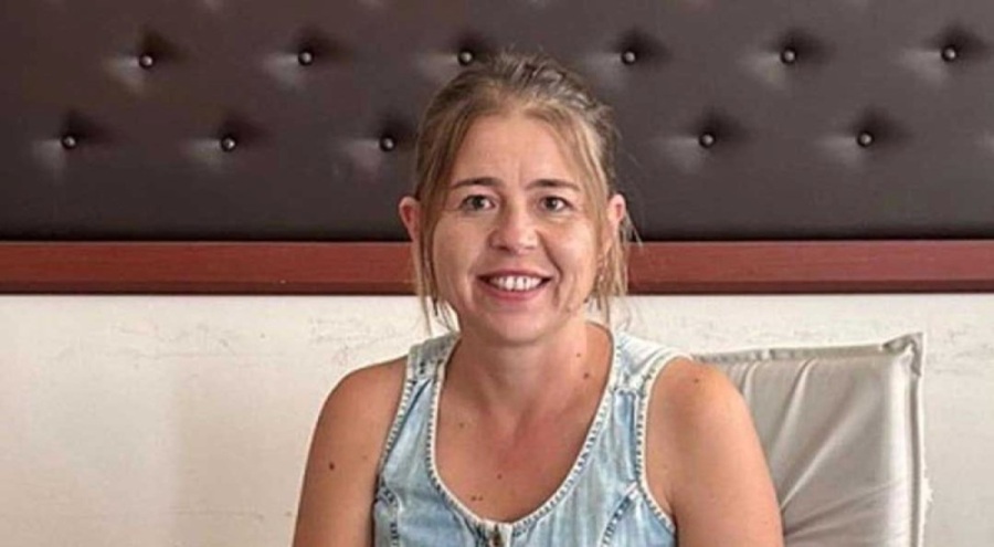 Oğlu tarafından öldürülen okul müdürü toprağa verildi