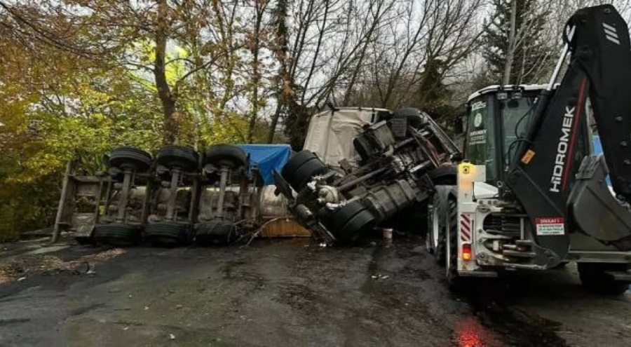 Kazada üstüne sülfürik asit döküldü!