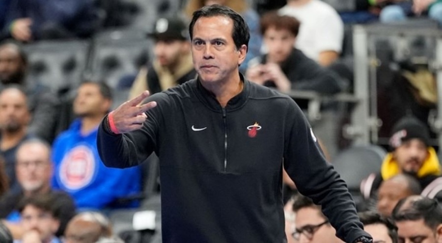 NBA şampiyonu Spoelstra'dan maç kaybettiren hata