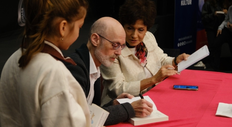 Dünyaca ünlü çocuk kitabı yazarı Tumanov  Bursalı çocuklarla buluştu