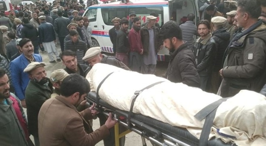 Düğün dönüşü katliam gibi kaza: Gelin kurtuldu, 14 kişi yaşamını yitirdi