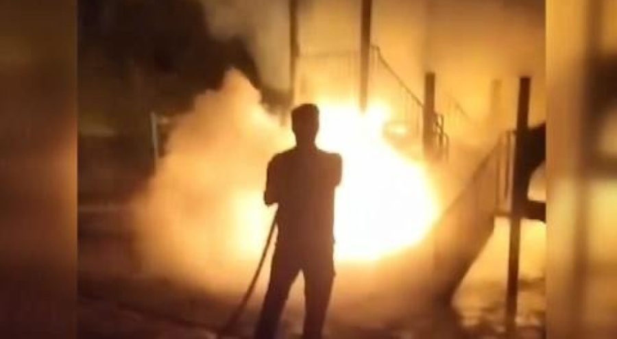 Çocuk parkında çıkan yangın söndürüldü, 3 zanlı gözaltına alındı