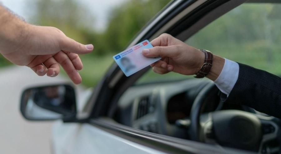 Randevular yüzde 100 doldu! Ehliyette 15 TL'lik ücret 7 bin TL'yi aşacak!