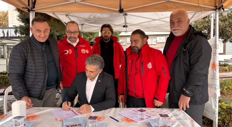 Başkan Deviren, Gemliklilerle diyabet hakkında sohbet etti