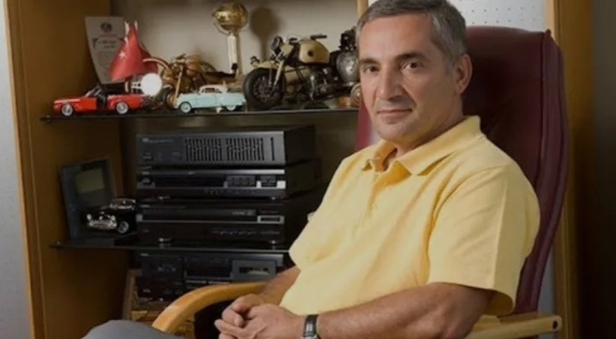 Ünlü yapımcı Şükrü Avşar ve eşi Hüsniye Avşar boşandı! İhanetin bedeli 5 daire 2 araba