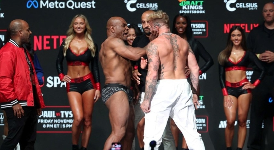 Dünyanın beklediği boks maçı öncesi Mike Tyson'dan Jake Paul'a tokat