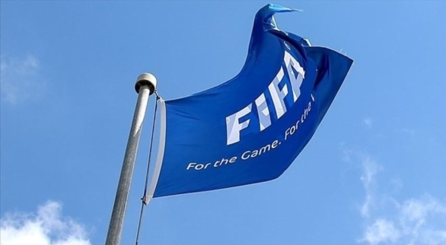 FIFA Kulüpler Dünya Kupası'nın şampiyonluk kupası tanıtıldı