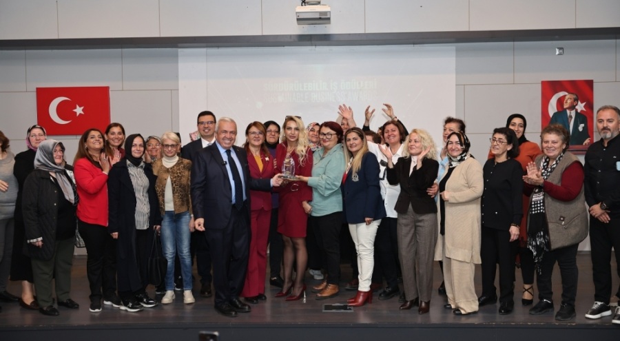 Şadi Başkan, Nilüferli kadınların ödül sevincini paylaştı