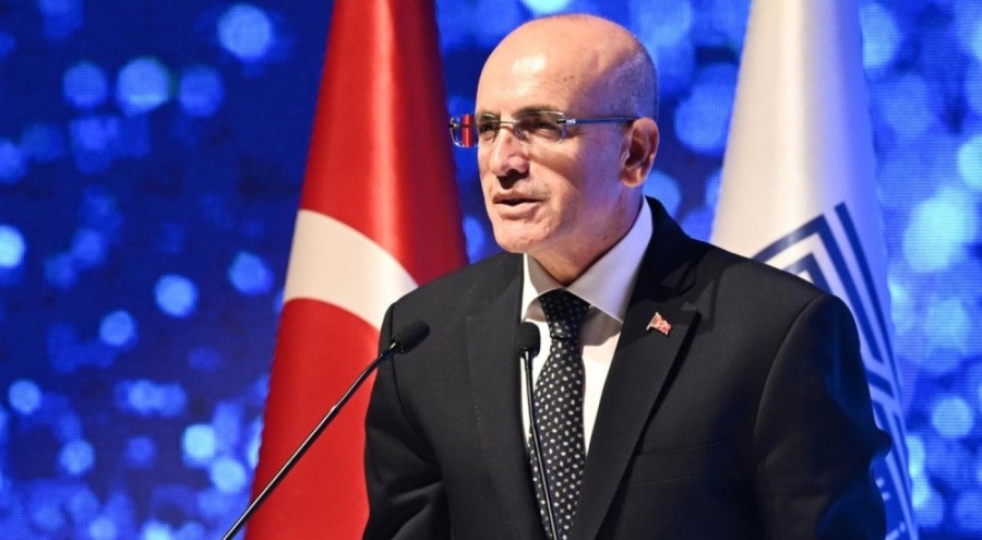 Bakan Mehmet Şimşek'ten asgari ücret açıklaması: "Çalışanlarımızı enflasyona ezdirmeyeceğiz"