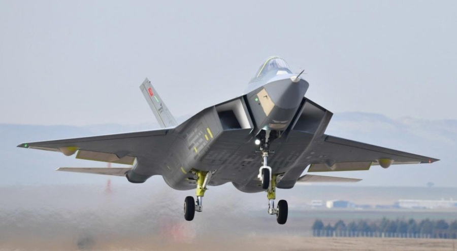 Milli muharip uçak KAAN yeniden havalanacak