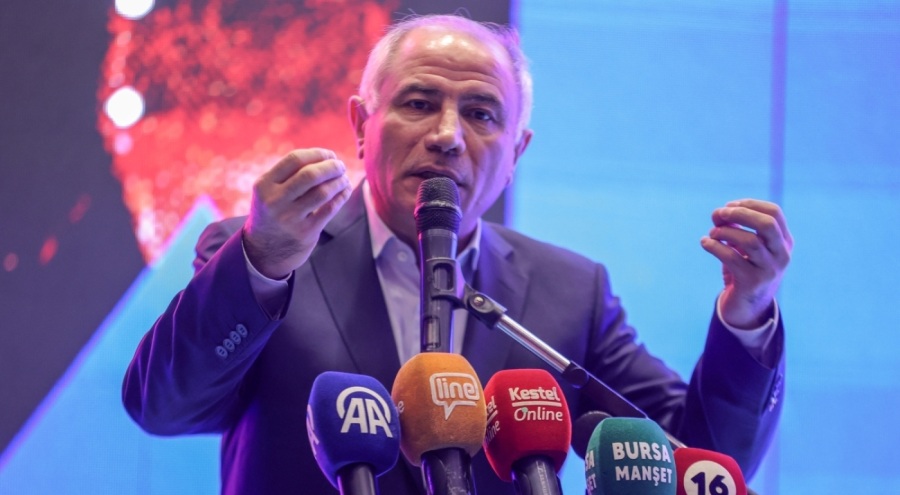 Efkan Ala, partisinin Kestel ilçe kongresinde konuştu