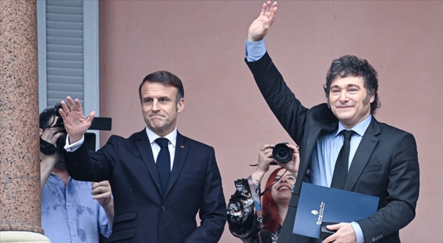 Fransa Cumhurbaşkanı Macron, Arjantin'i ziyaret ederek Milei ile görüştü