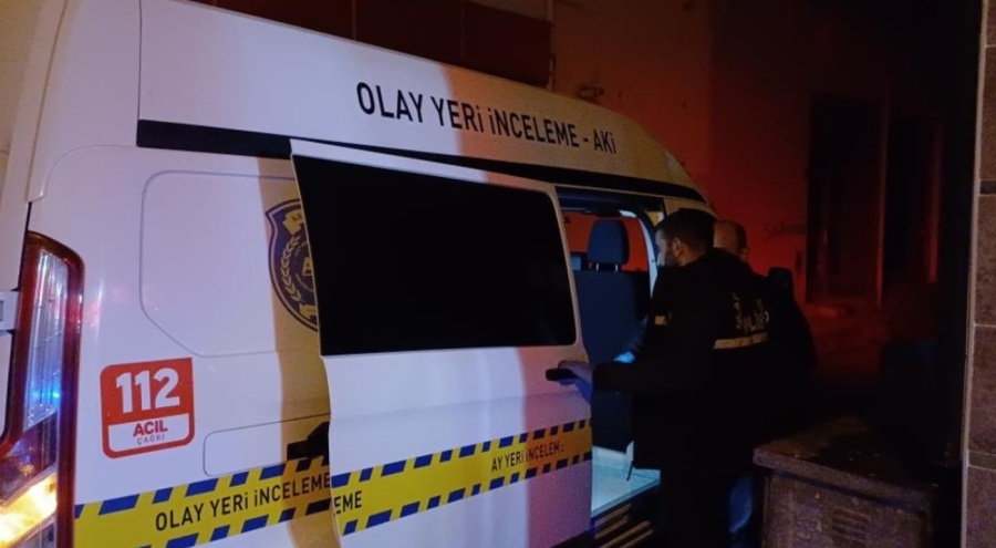 Girdiği iş yerinde tabancayla ateş açıp kaçtı