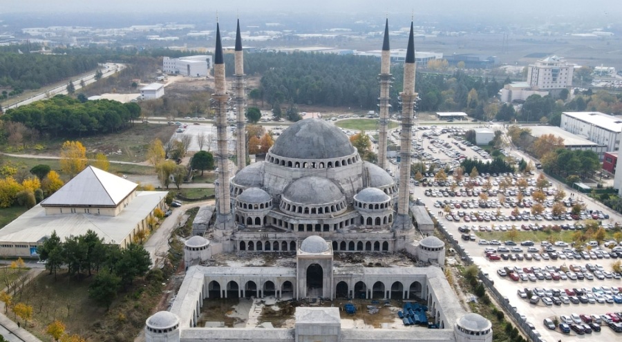 Uludağ Üniversitesi'ndeki cami ve külliye inşaatı sürüyor