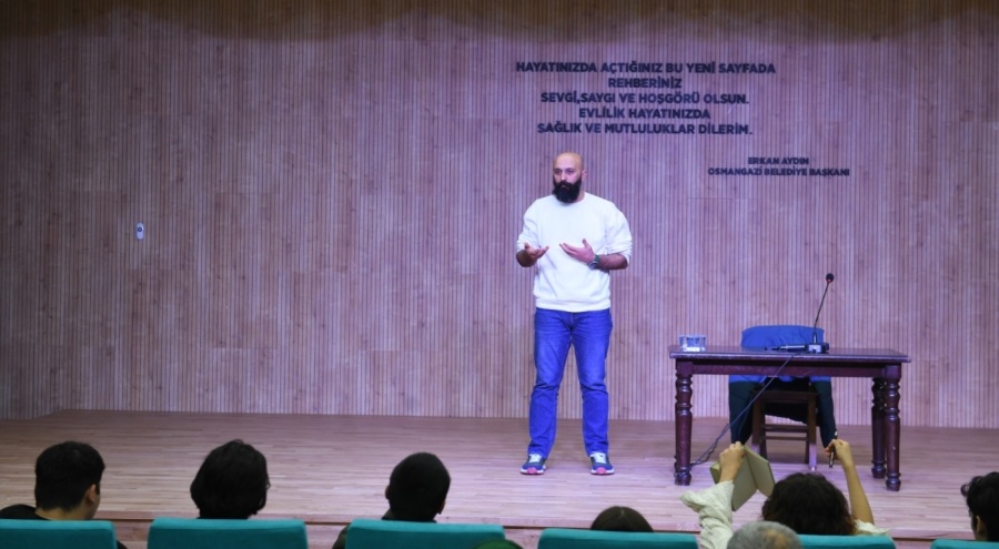 Osmangazi'de Shakespeare'in Othello eseri incelendi