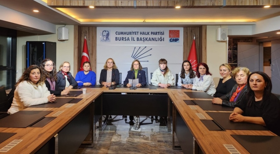 CHP Bursa İl Kadın Kolları'ndan Dünya Çocuk Hakları Günü mesajı
