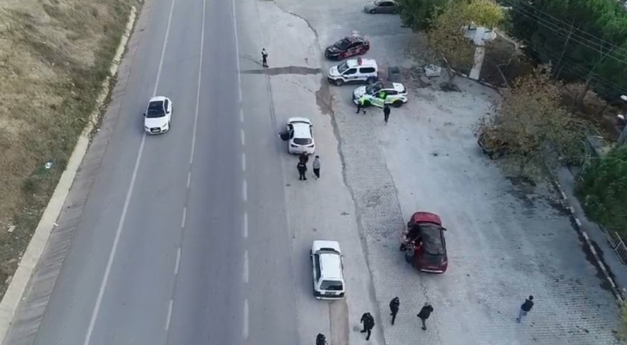 Gemlik'te operasyon! 15 kişi yakalandı, çok sayıda silah ele geçirildi