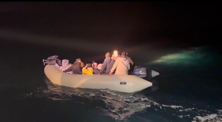 23 kaçak göçmen kurtarıldı