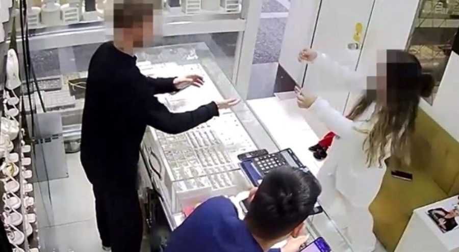 Altın kolyelerin ayarlarını değiştirerek sattılar: 3 kişi tutuklandı