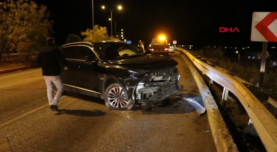 Belediye başkanı ile AK Parti ilçe başkanı kaza yaptı!