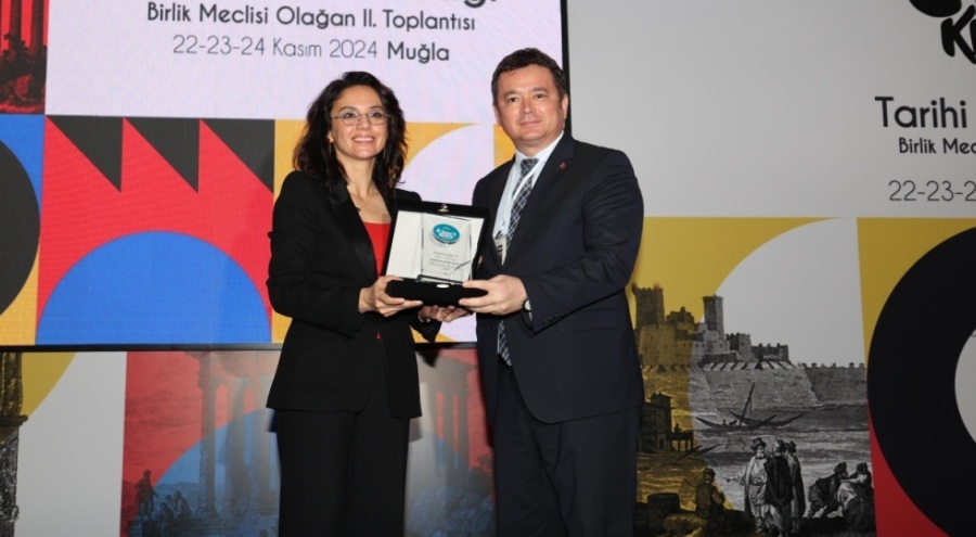 Osmangazi Belediyesi'nin, Hisarönü Parkı ve Ziyaretçi Merkezi Konsept Projesi'ne ödül