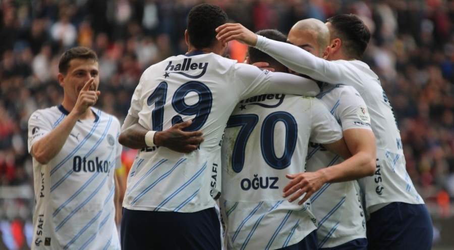Fenerbahçe'den 4. galibiyet