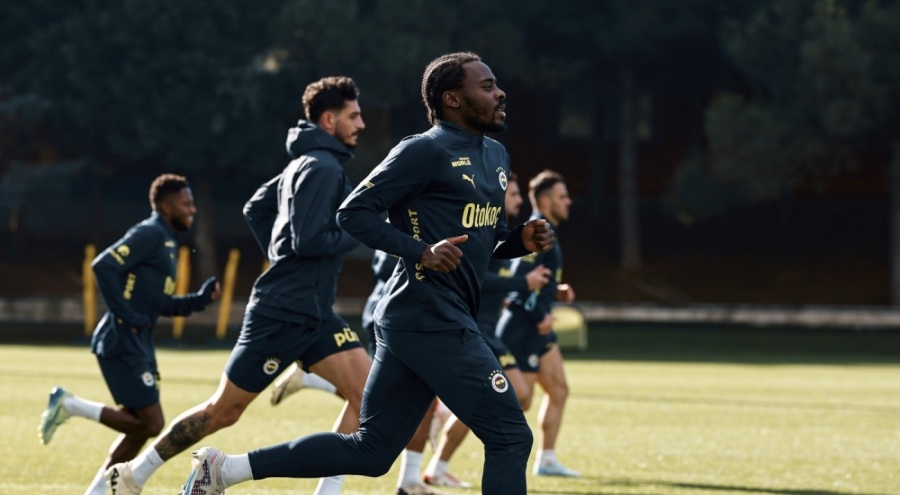 Fenerbahçe'de, Slavia Prag maçıma hazırlanıyor