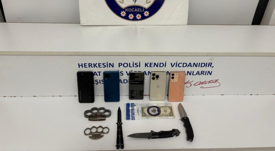 Gasp suçundan yakalanan 3 zanlı tutuklandı