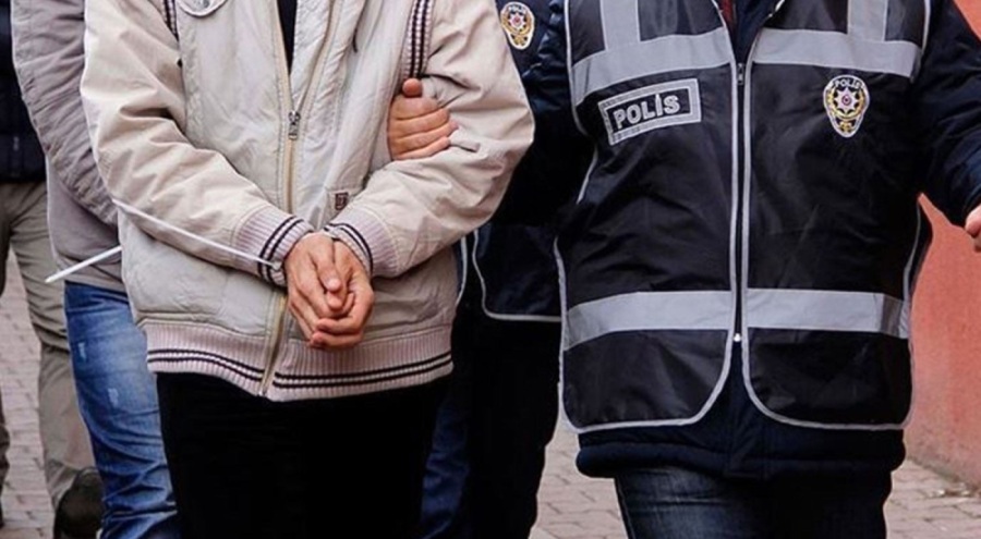Sevgilileri öldüren zanlılar yakalanıp, tutuklandı