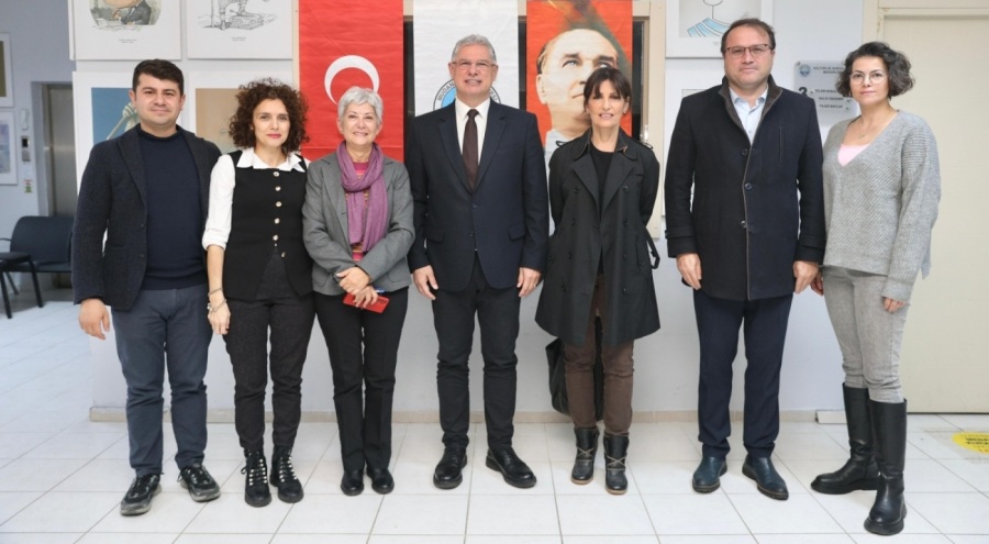 Bursa Mudanya'da 'Kadın Eşitlik Merkezi' açıldı