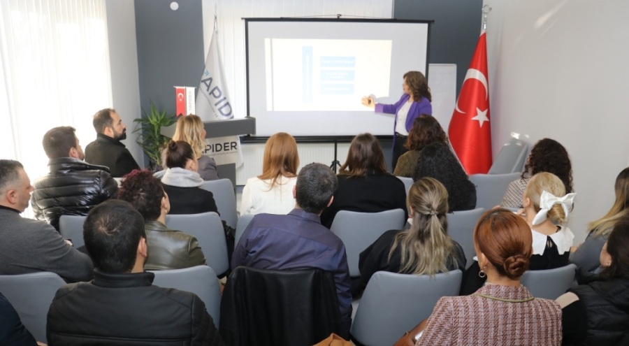 YAPİDER'de gayrimenkul mevzuatı konuşuldu