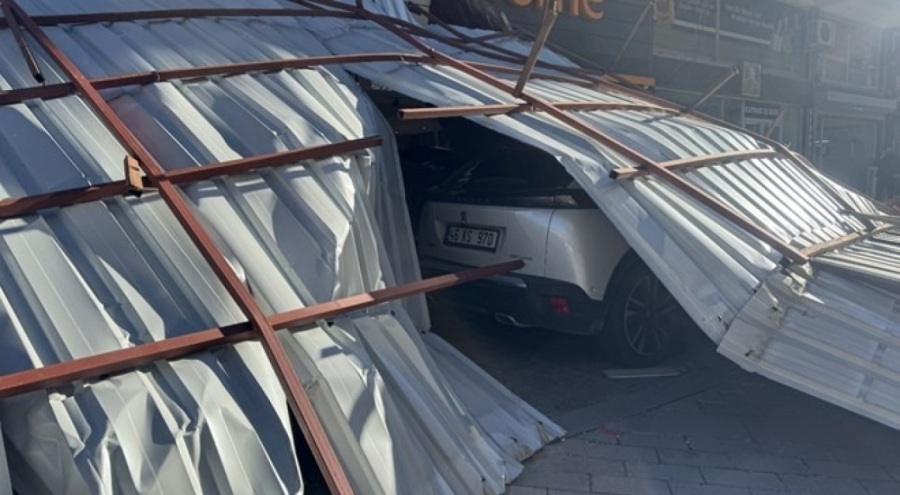 Kahramanmaraş'taki fırtınanın şiddeti saatte 95 kilometre hıza ulaştı